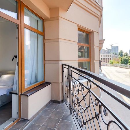 Petrovdom 2-76 Luxury Living In Rc Pechersk Plaza Kyjev Exteriér fotografie