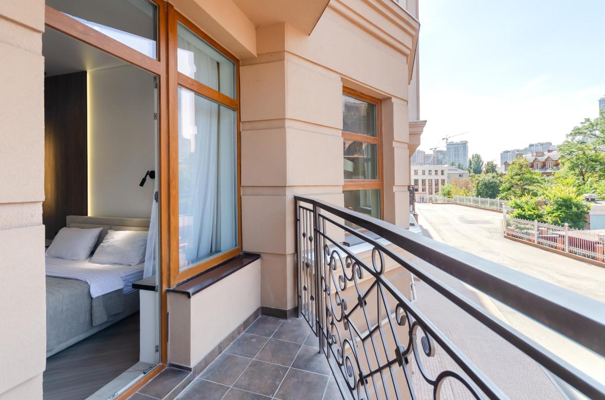 Petrovdom 2-76 Luxury Living In Rc Pechersk Plaza Kyjev Exteriér fotografie